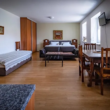 Apartmany Gulliver Mikulov Exterior photo